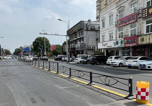 道路隔离护栏