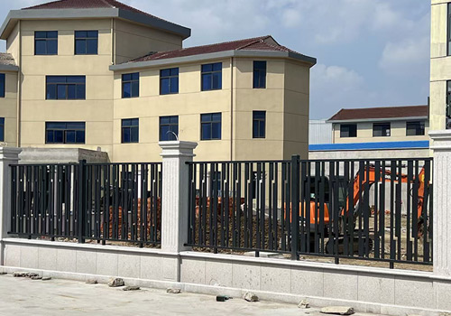 铝合金围墙护栏