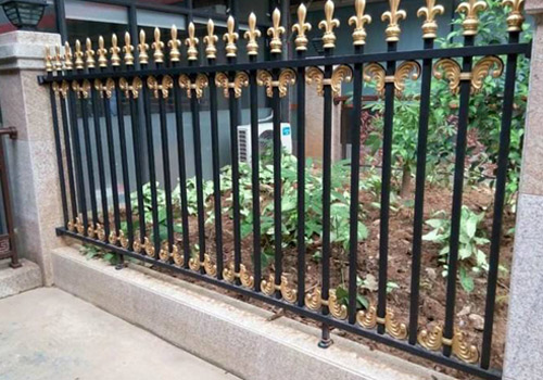 铝合金围墙护栏