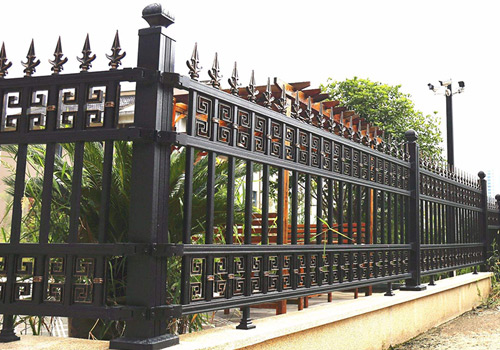 铝合金围墙护栏